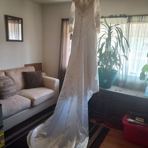 wedding dress